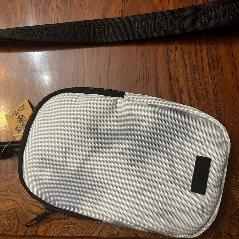 Pink phone/Id purse